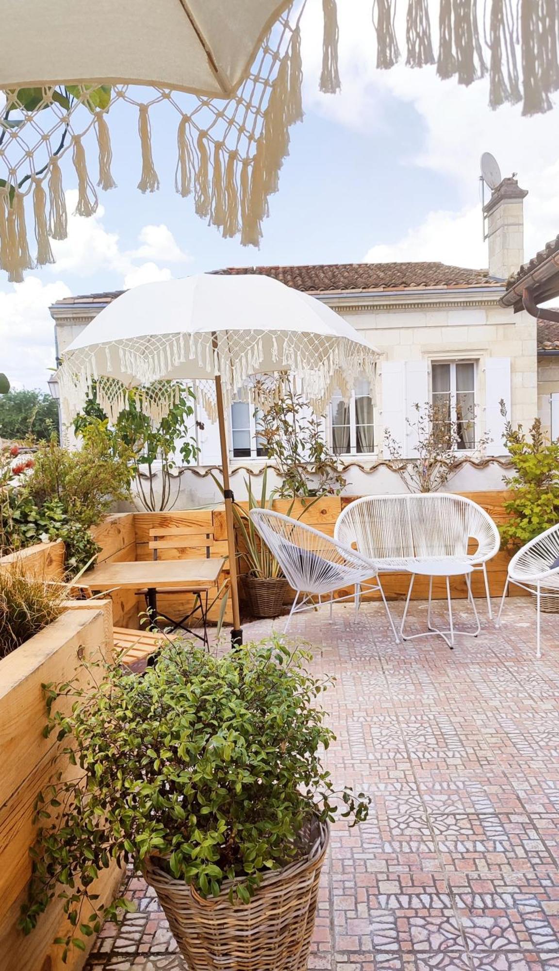 Maison Charmeilles - Gite Touristique - Coliving Fronsac  Exterior foto